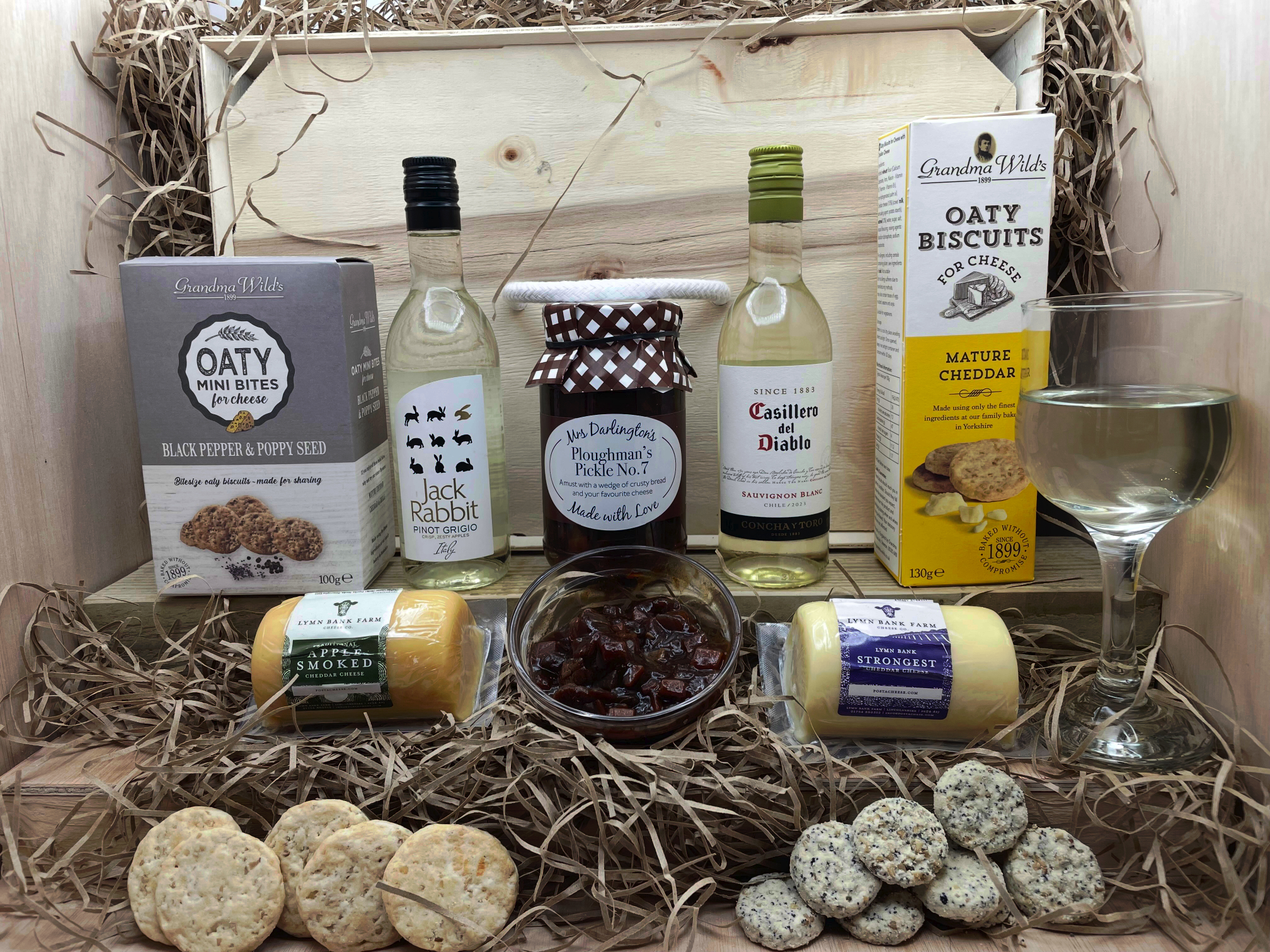 Cheese Savoury Box with Two White Prosecco